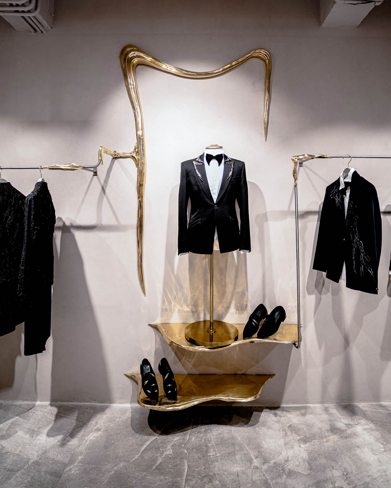 GG Menswear Store - DLF emporio9