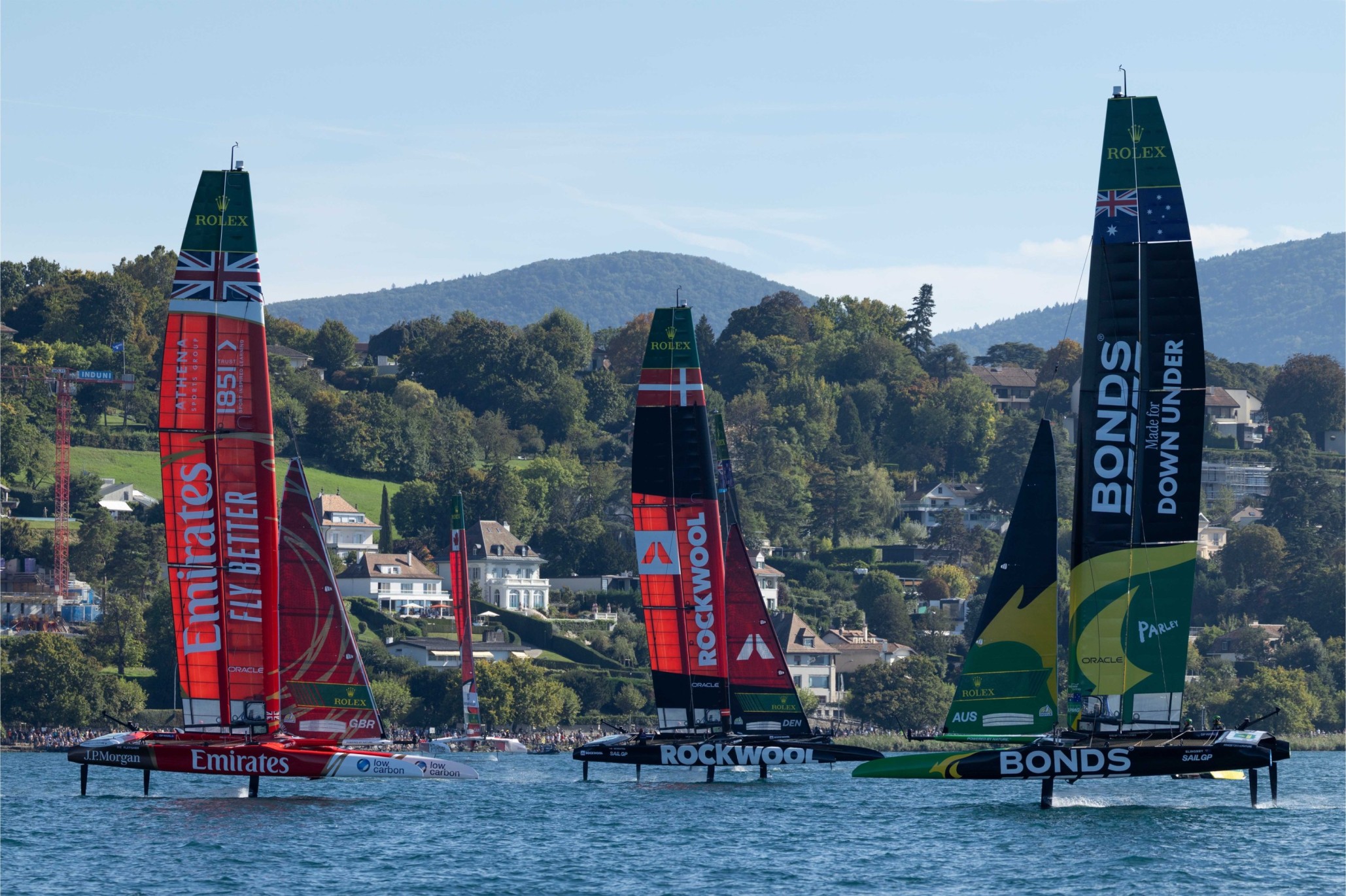 ROLEX TESTIMONEES HANNAH MILLS AND TOM SLINGSBY RACE IN CLOSE PROXIMITY AT THE ROLEX SWITZERLAND SAIL GRAND PRIX GENEVA ©Rolex (1) (1)