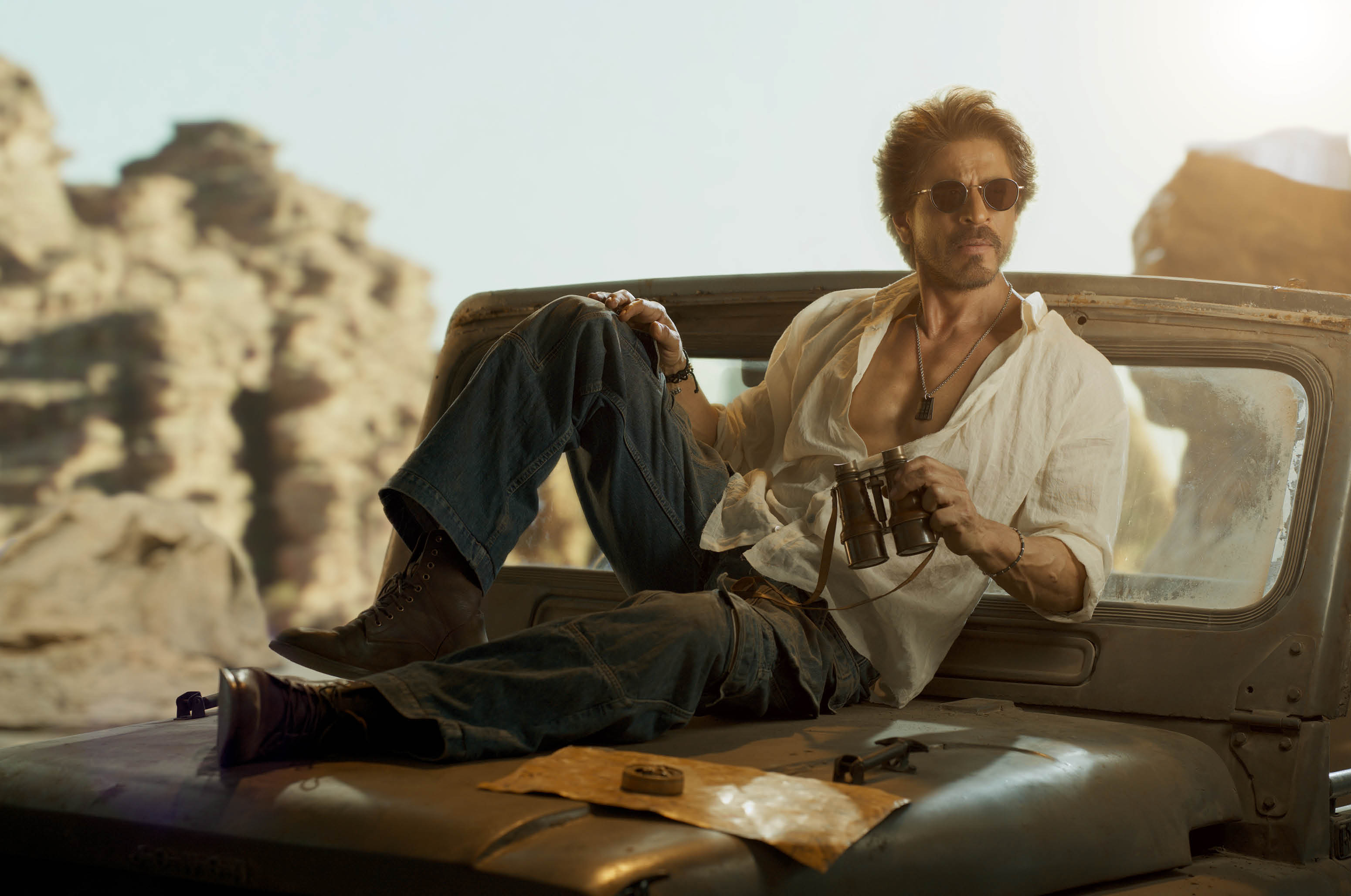 Shah Rukh Khan Aryan Khan D'YAVOL X