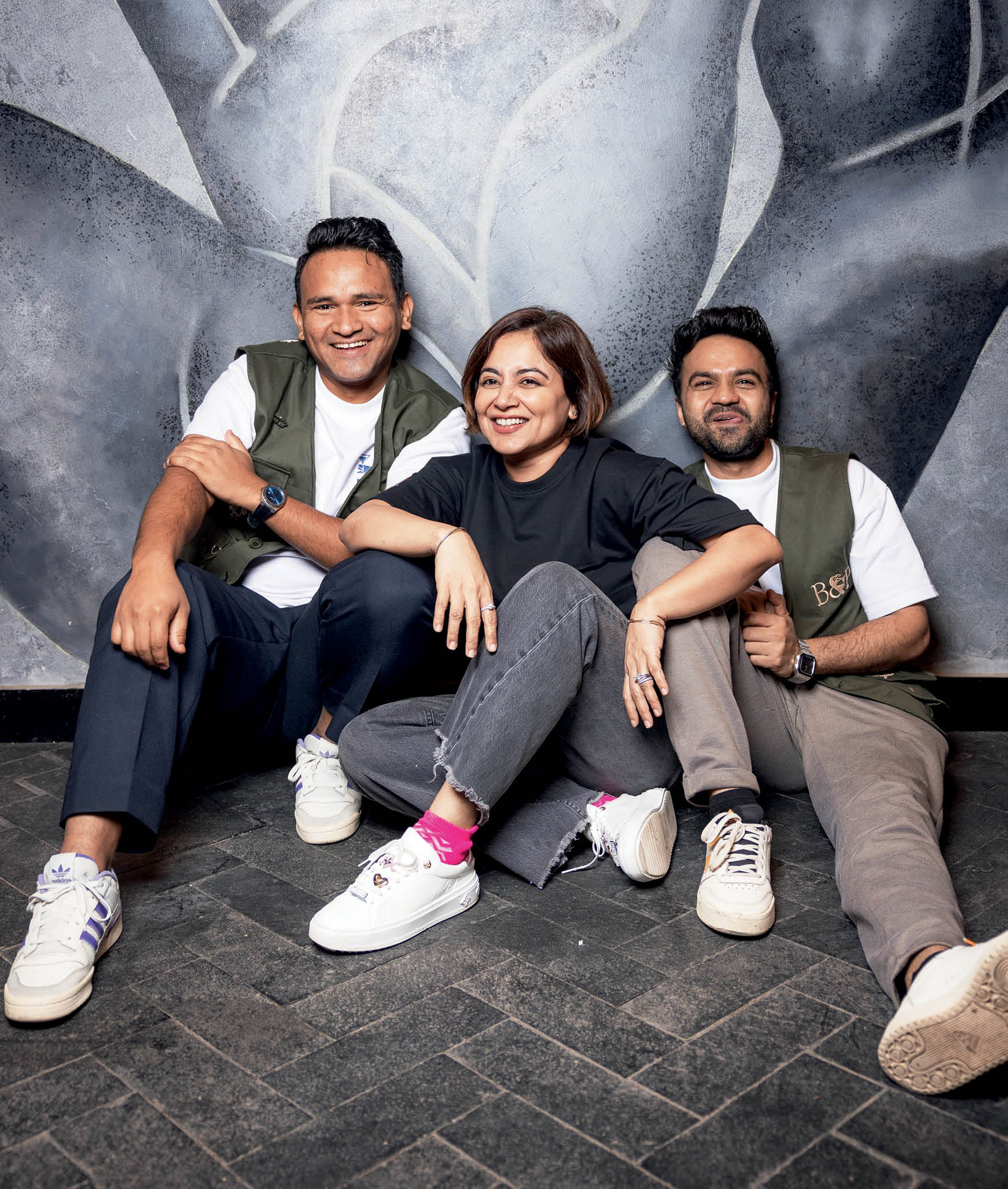 Gundriyani, rimmed with pissi loon; Jeet Rana, Amninder Sandhu and Chirag Pal