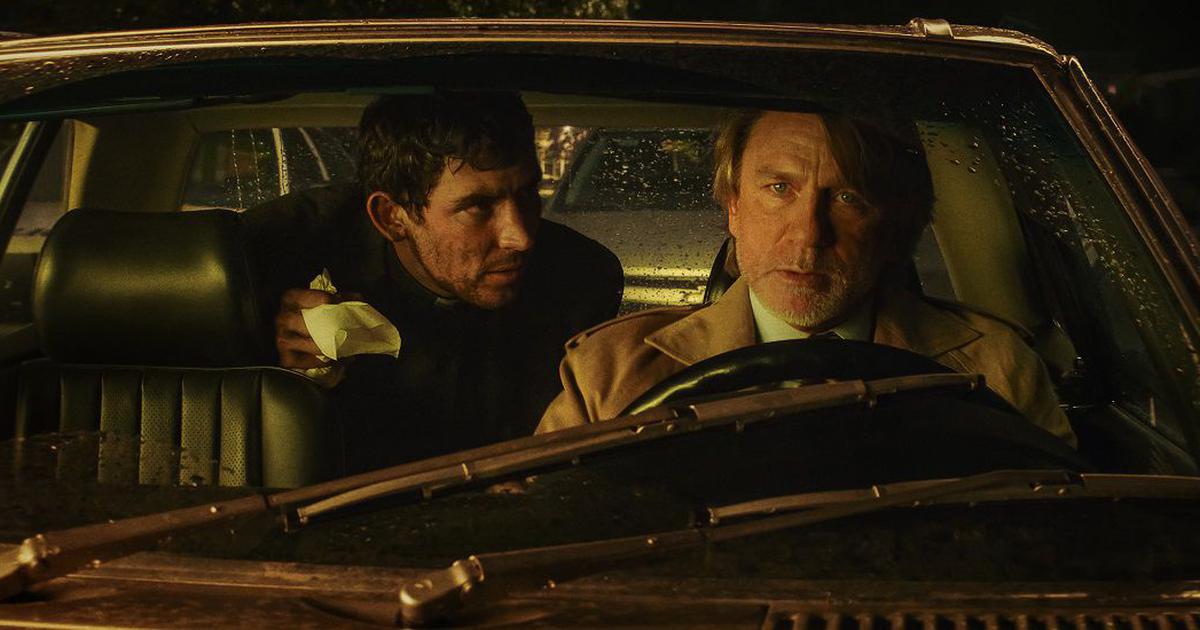 Wake Up Dead Man Knives Out