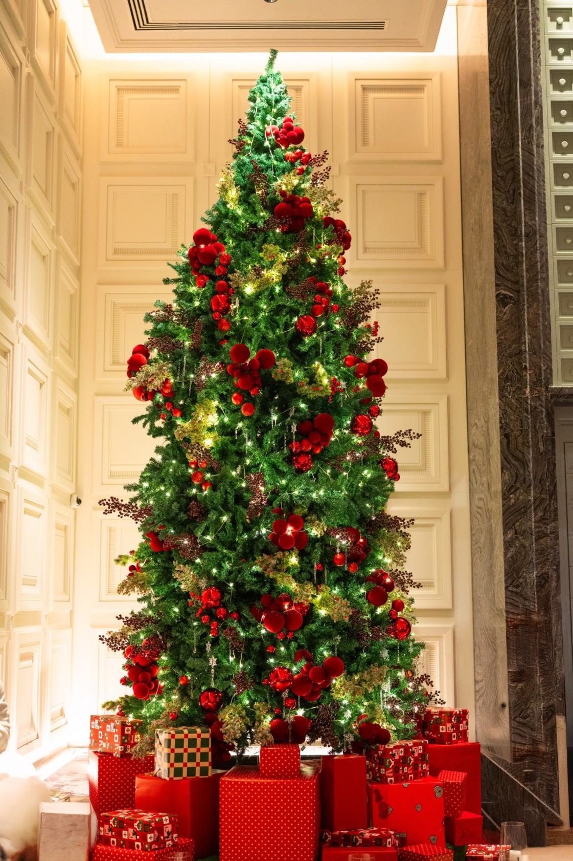 Four Seasons Hotel Mumbai (1) (1) (1) (1)