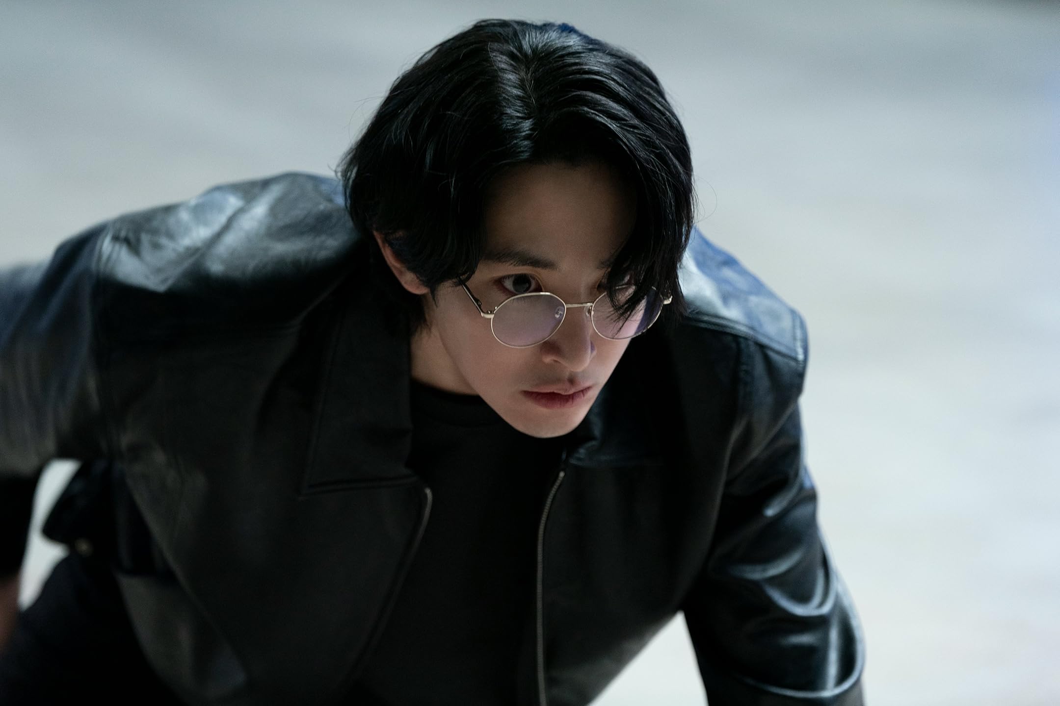 Lee Soo-hyuk in S Line