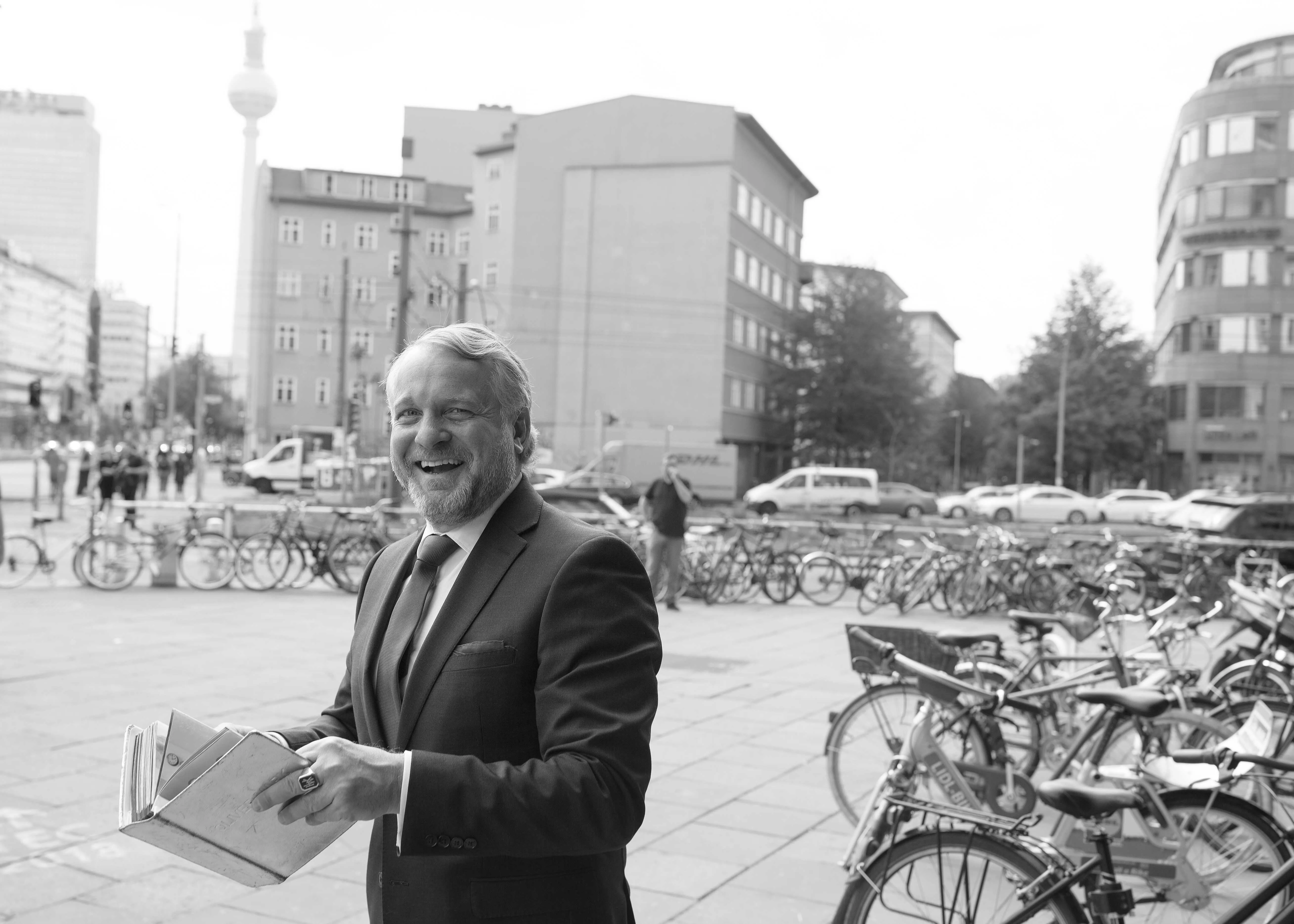 Prof Dr Thomas Girst_(c) Oliver Mark (1)