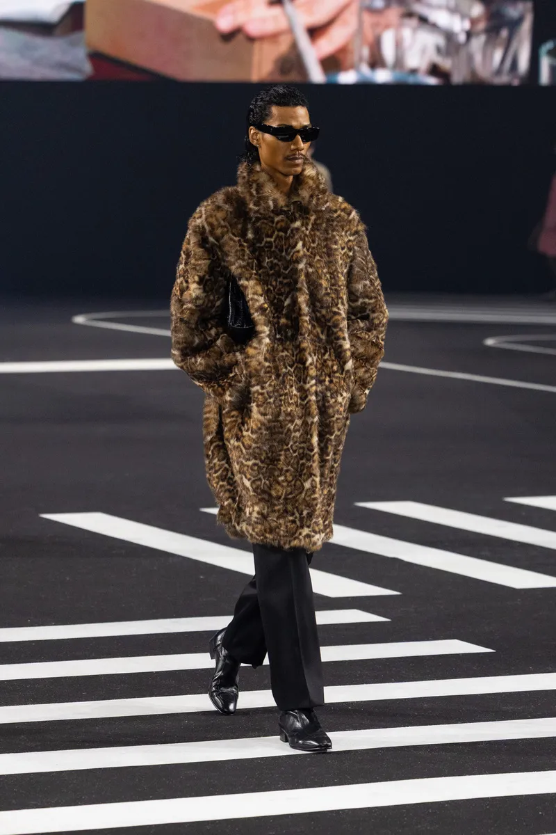 WillyChavarria_fw26_runway_Press_look018