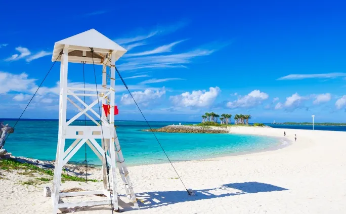 Kokuei Emerald Beach, Okinawa, Japan